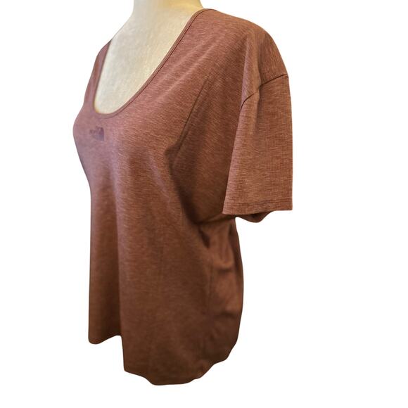 The North Face Tee in Wild Ginger Heather Scoop Neck 2XL, NWT - Picture 2 of 7